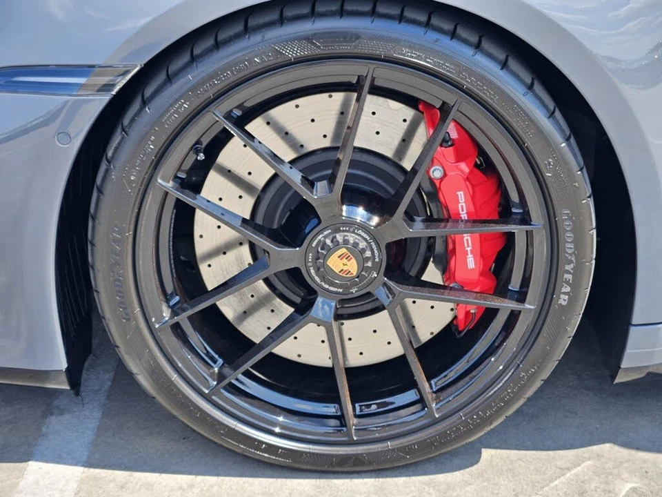 2026 Porsche 992 Carrera GTS - Image 14 of 31