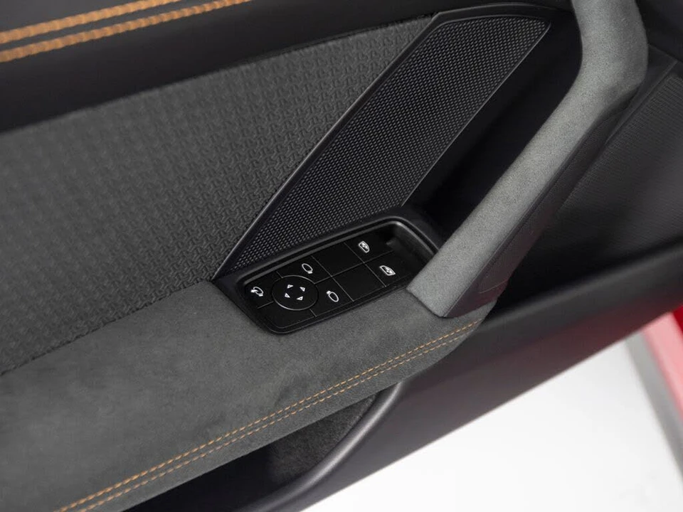 2026 Porsche 992 Carrera GTS - Image 21 of 31