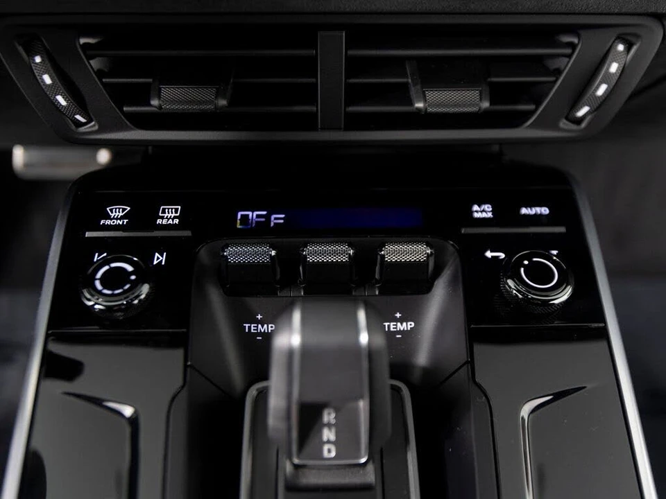 2026 Porsche 992 Carrera GTS - Image 28 of 31