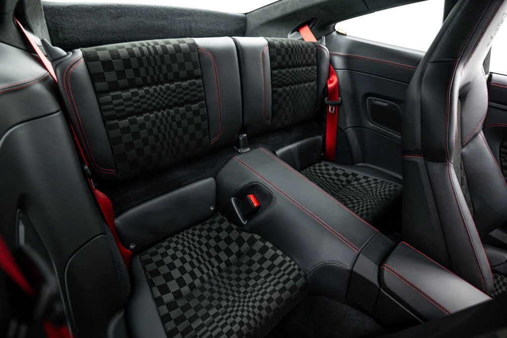 2026 Porsche 911 - Image 22 of 31