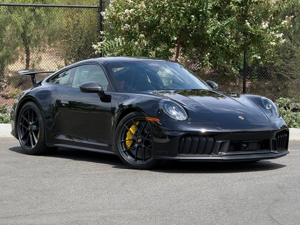 2026 Porsche 992 Carrera GTS - Image 9 of 31