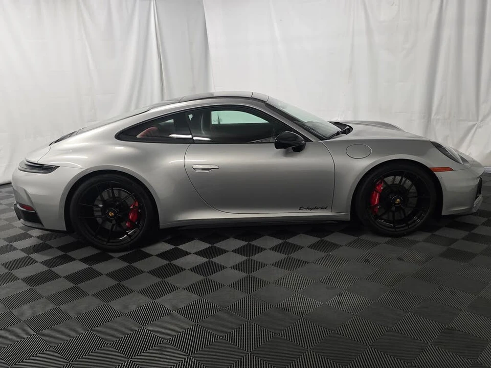 2026 Porsche 992 Carrera GTS - Image 8 of 31
