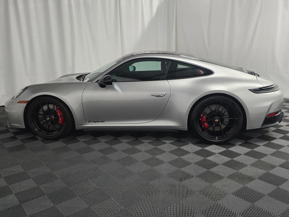 2026 Porsche 992 Carrera GTS - Image 2 of 31