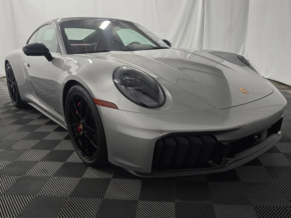 2026 Porsche 992 Carrera GTS - Image 9 of 31
