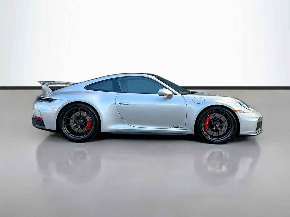 2026 Porsche 992 Carrera GTS - Image 8 of 31