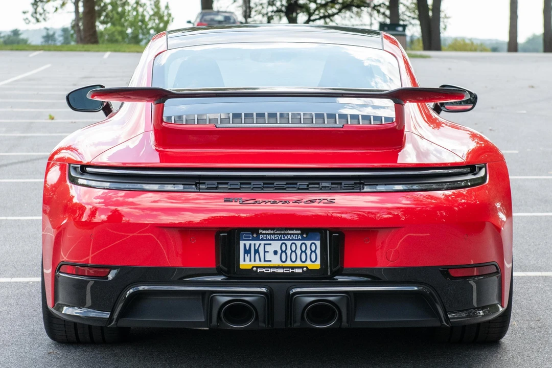 2026 Porsche 992 Carrera - Image 5 of 31