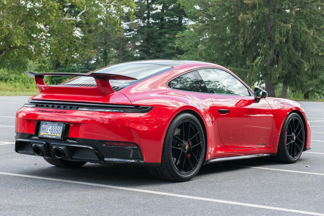 2026 Porsche 992 Carrera - Image 4 of 31