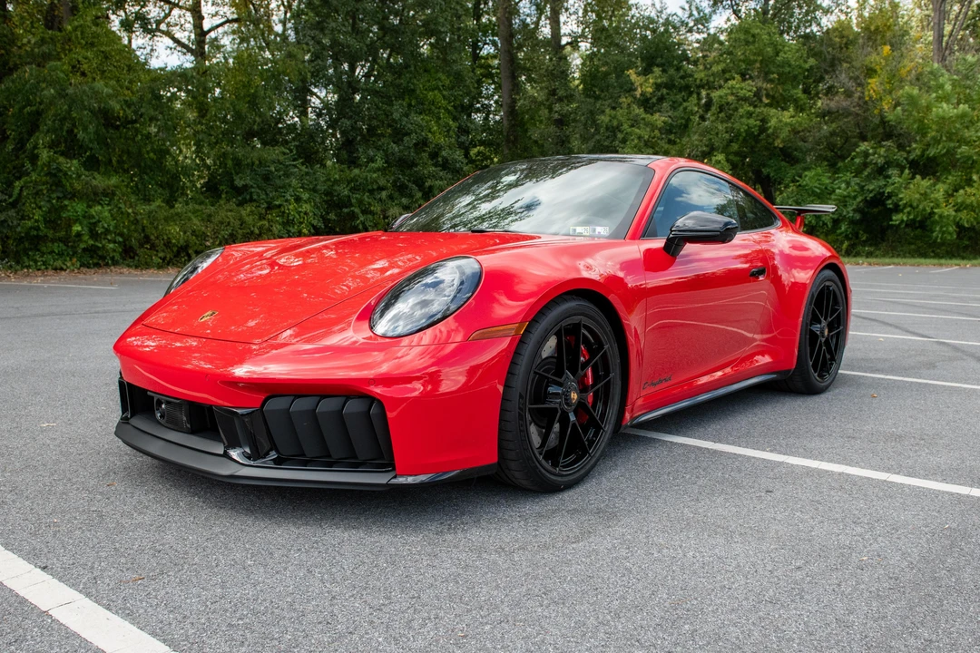 2026 Porsche 992 Carrera - Image 11 of 31