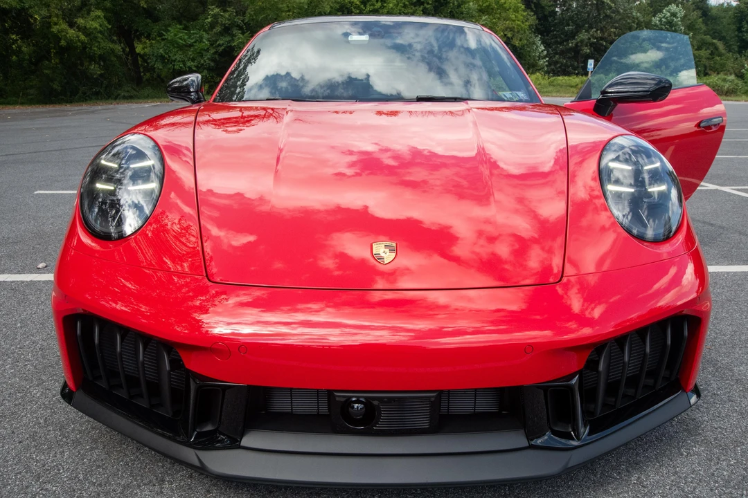 2026 Porsche 992 Carrera - Image 7 of 31