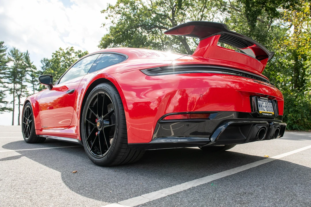 2026 Porsche 992 Carrera - Image 13 of 31
