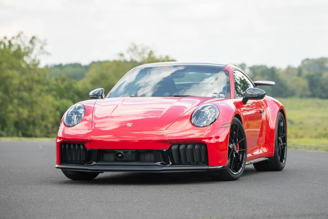 2026 Porsche 992 Carrera - Image 8 of 31