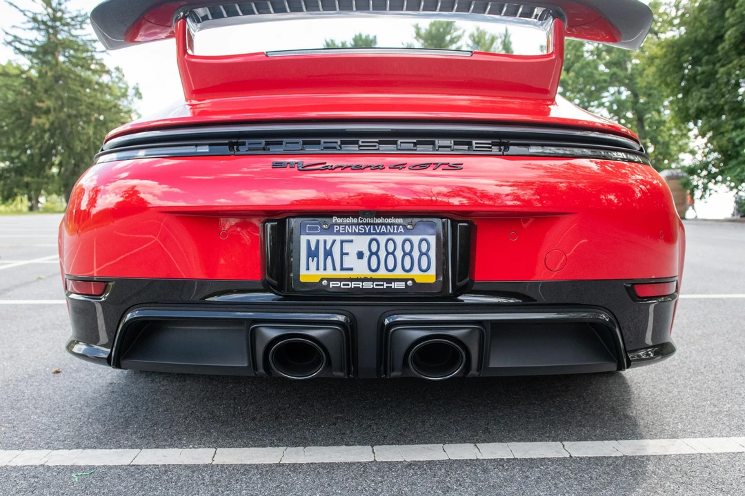 2026 Porsche 992 Carrera - Image 15 of 31