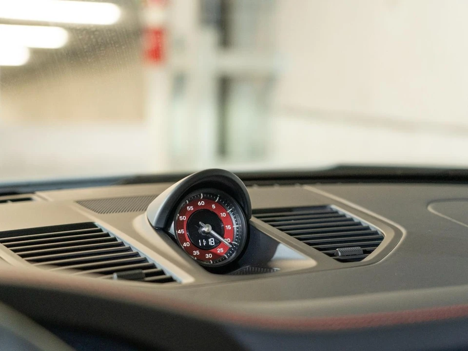 2026 Porsche 911 - Image 20 of 26