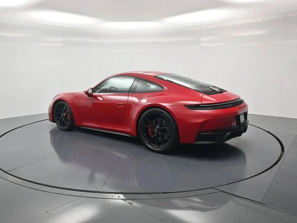 2026 Porsche 911 - Image 3 of 4