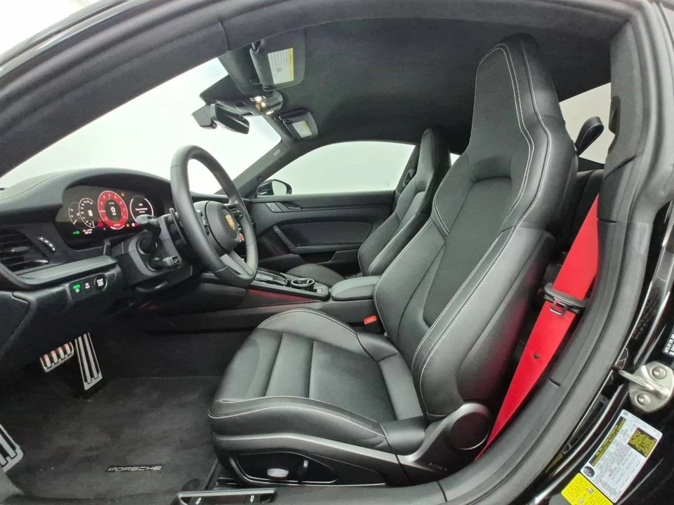 2026 Porsche 911 - Image 5 of 5