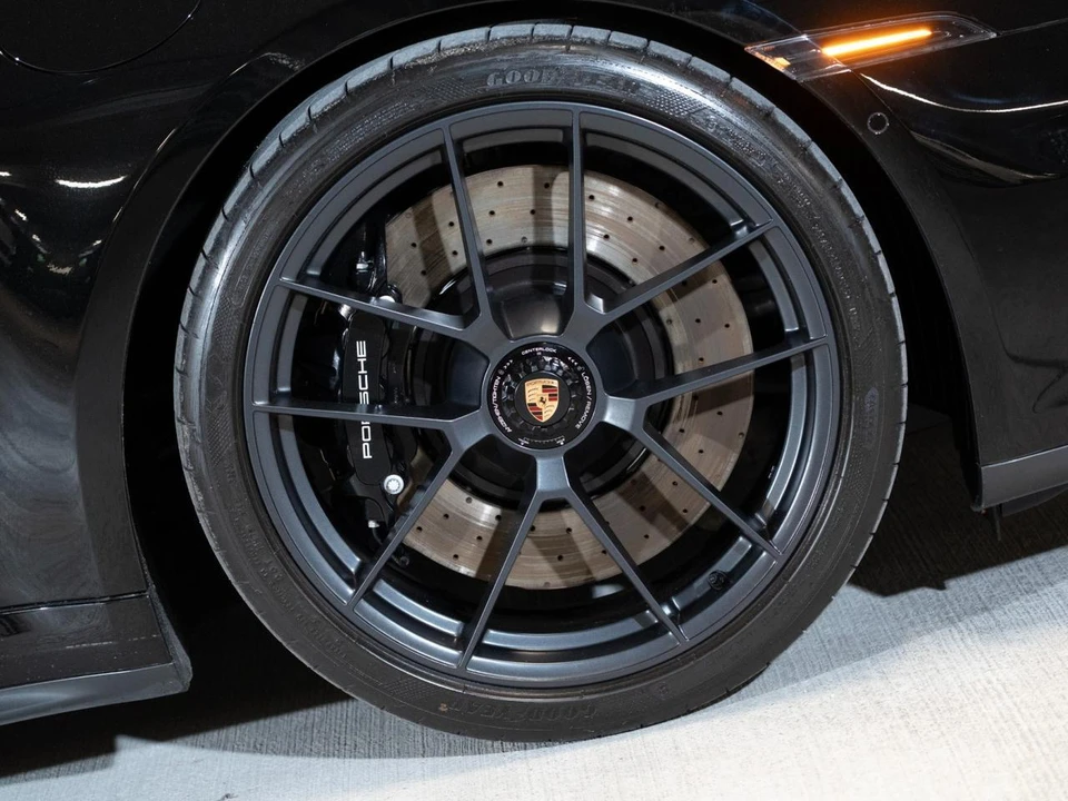 2026 Porsche 911 - Image 12 of 27