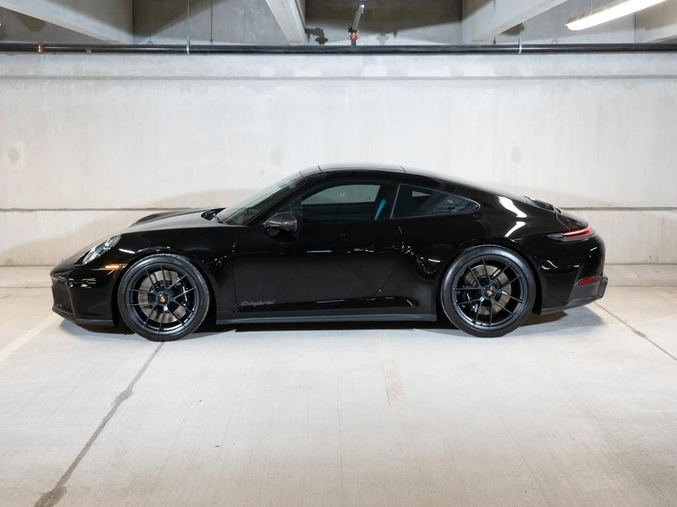 2026 Porsche 911 - Image 3 of 27