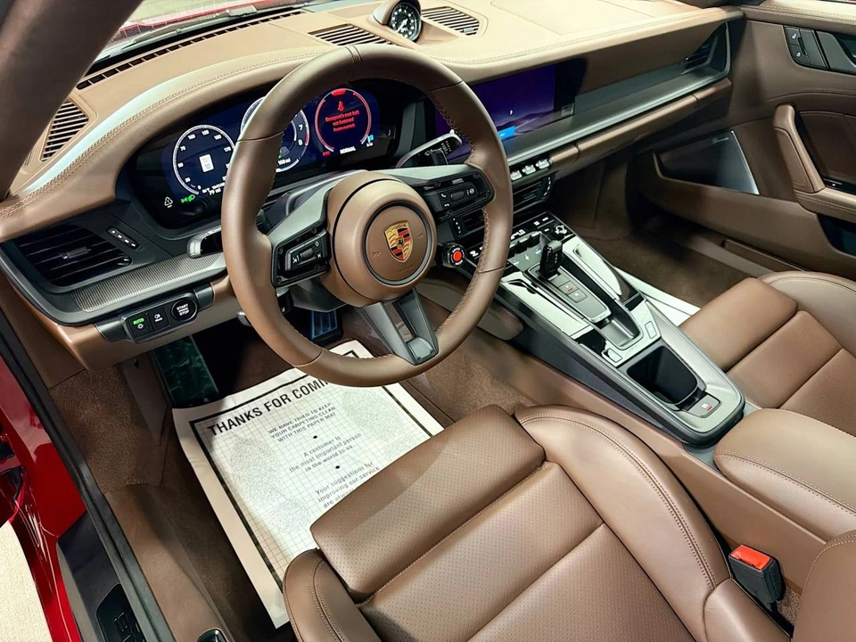 2026 Porsche 911 - Image 4 of 5