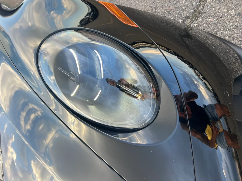 2026 Porsche 911 - Image 19 of 31