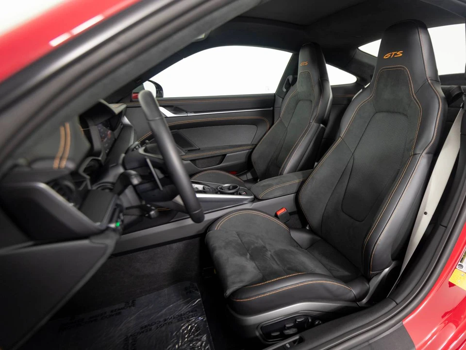 2026 Porsche 911 - Image 5 of 5