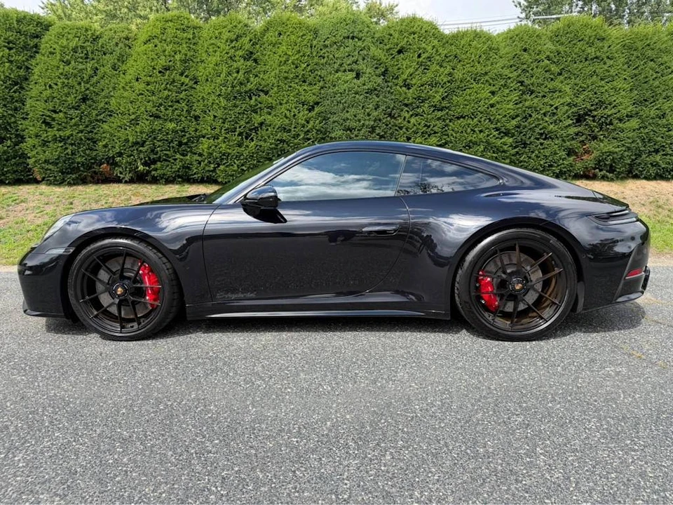 2026 Porsche 911 - Image 2 of 5