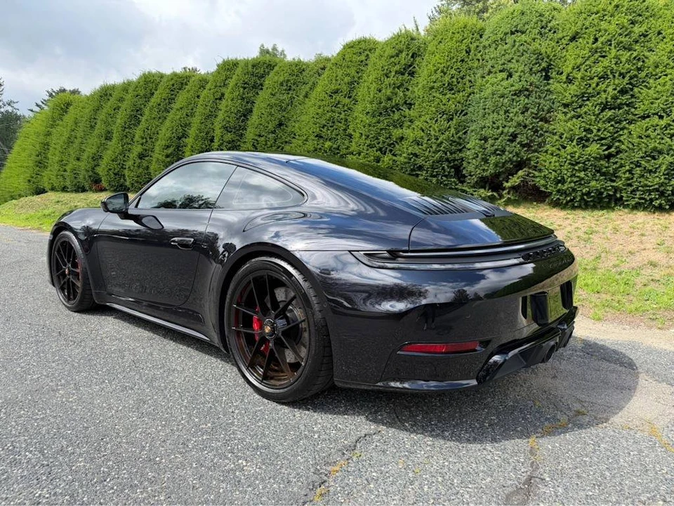 2026 Porsche 911 - Image 3 of 5