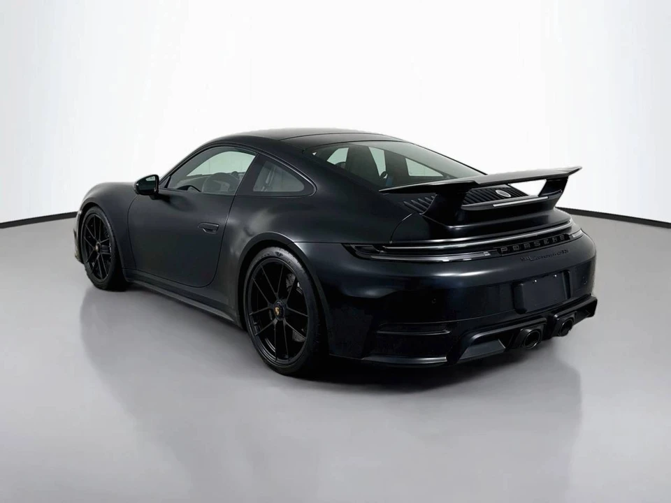 2026 Porsche 911 - Image 3 of 4