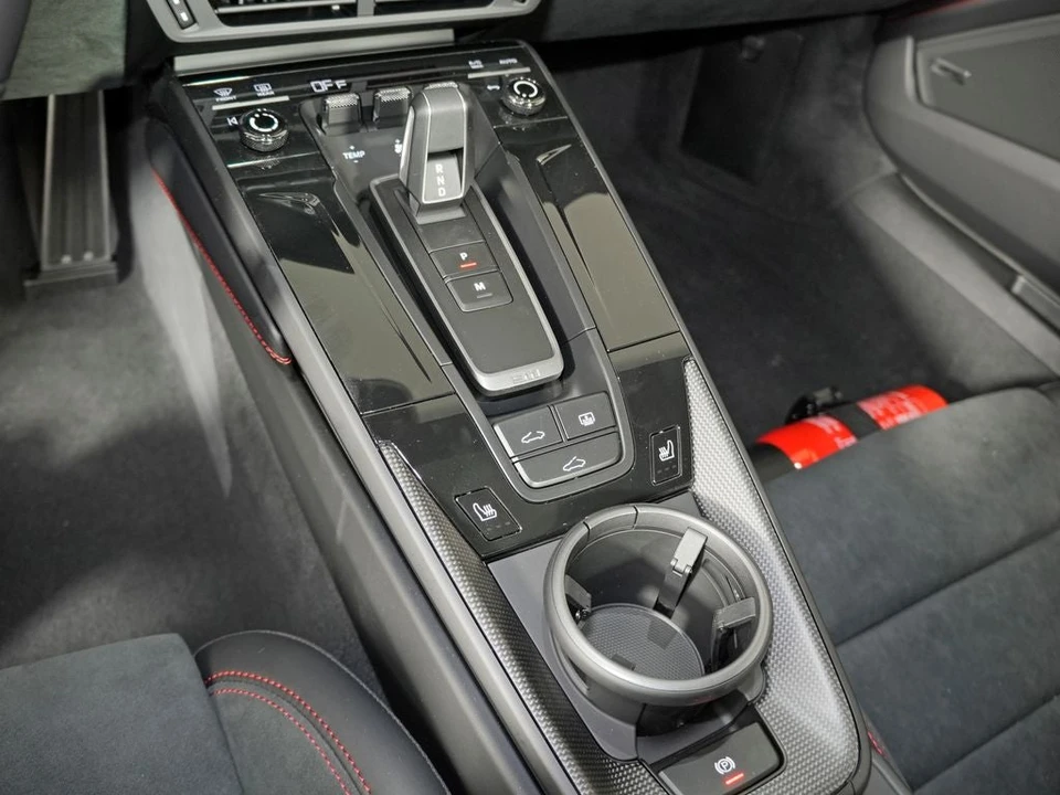 2026 Porsche 911 - Image 31 of 31