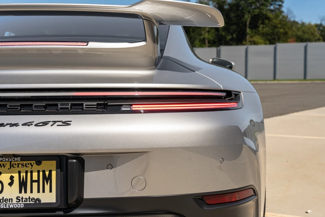 2026 Porsche 911 - Image 23 of 31