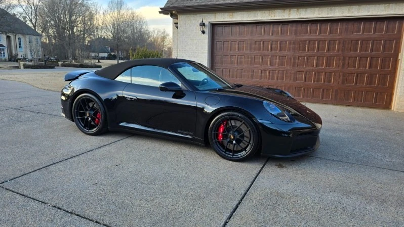 2026 Porsche 911 - Image 14 of 19