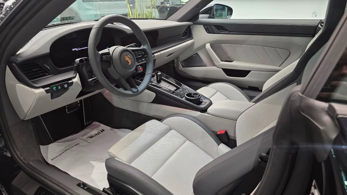 2026 Porsche 911 - Image 12 of 19