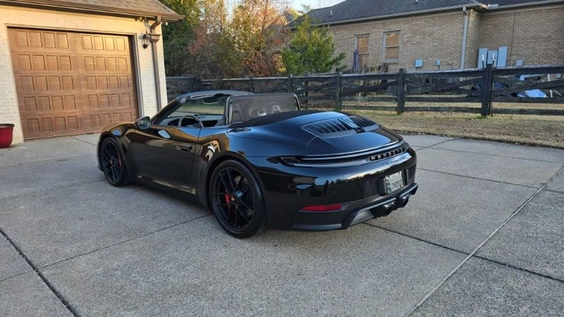 2026 Porsche 911 - Image 16 of 19