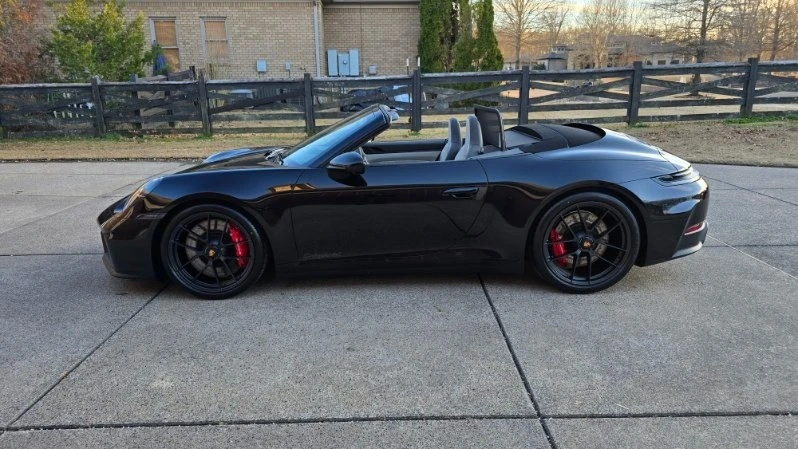 2026 Porsche 911 - Image 3 of 19