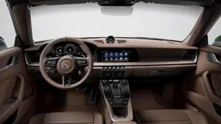 2026 Porsche 911 - Image 29 of 30