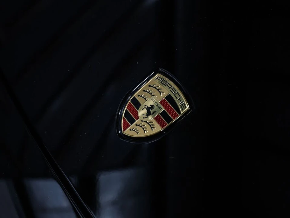 2026 Porsche 992 Carrera 4S - Image 24 of 31
