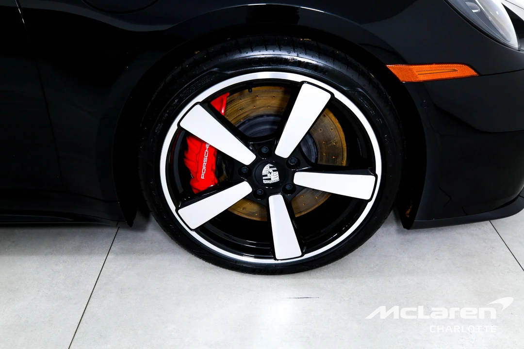 2026 Porsche 992 Carrera 4S - Image 28 of 31