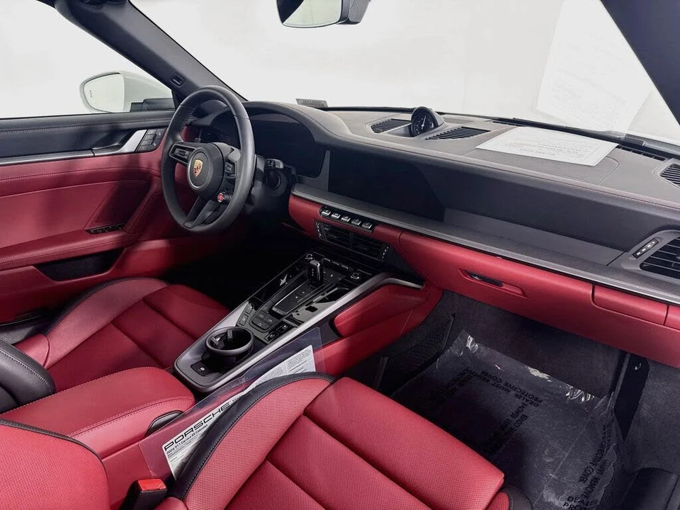 2026 Porsche 992 Carrera 4S - Image 28 of 31