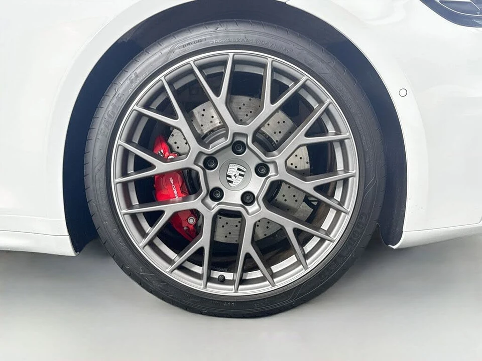 2026 Porsche 992 Carrera 4S - Image 30 of 31