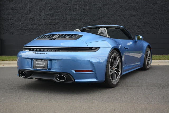 2026 Porsche 992 Carrera 4S - Image 7 of 31