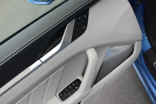 2026 Porsche 992 Carrera 4S - Image 14 of 31