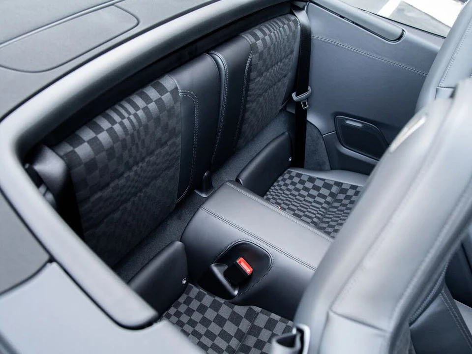 2026 Porsche 992 Carrera 4S - Image 25 of 29