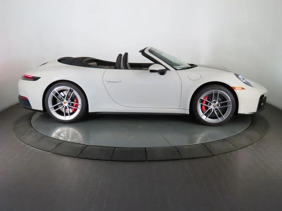 2026 Porsche 992 Carrera 4S - Image 16 of 31