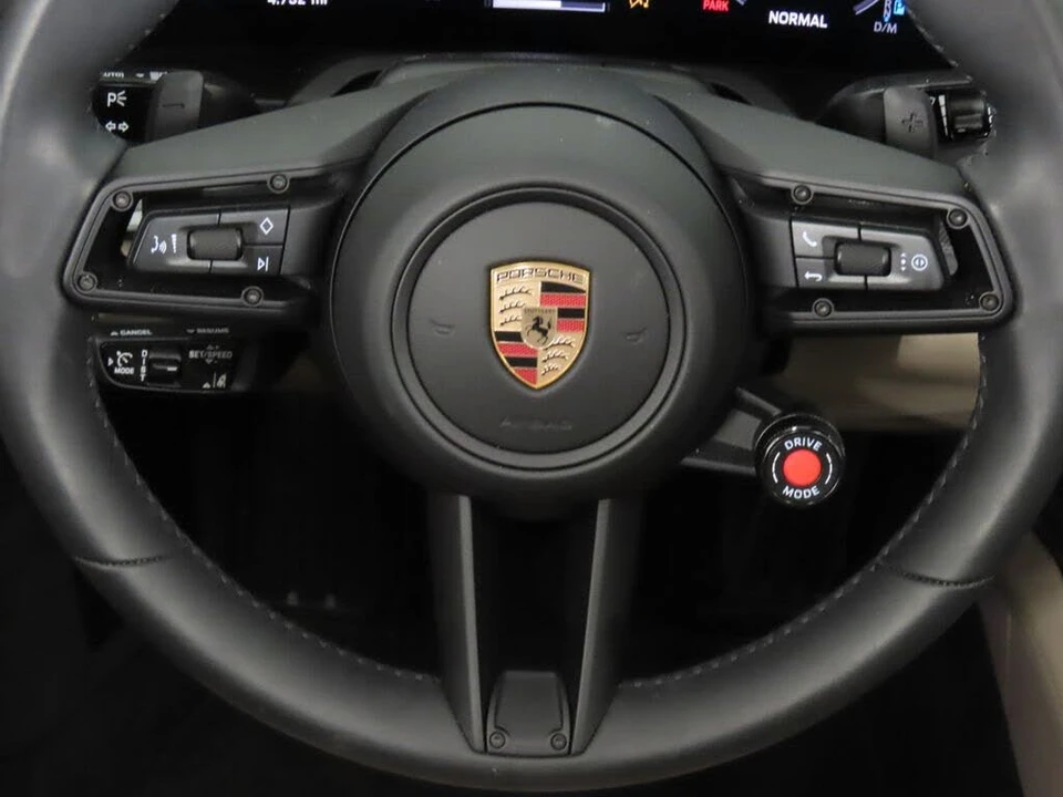 2026 Porsche 992 Carrera 4S - Image 27 of 31