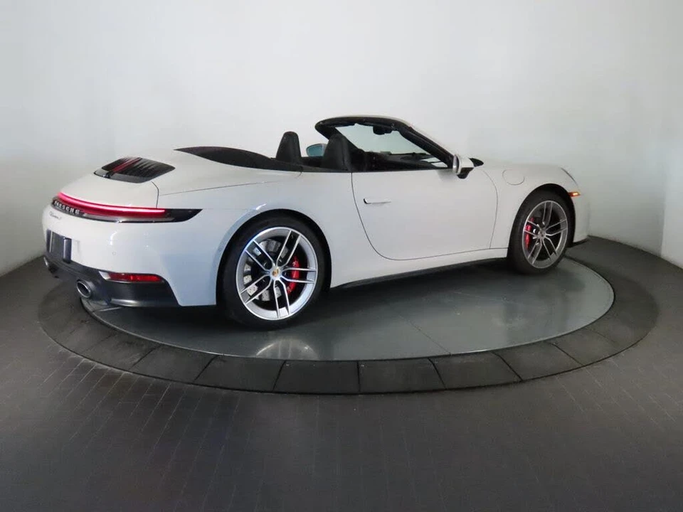 2026 Porsche 992 Carrera 4S - Image 15 of 31