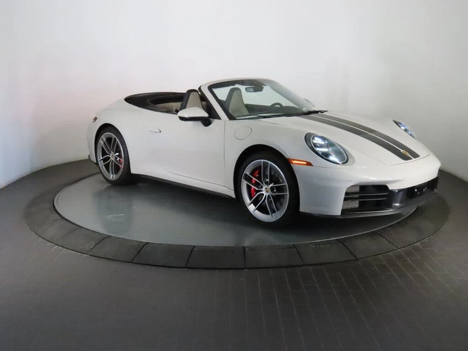 2026 Porsche 992 Carrera 4S - Image 17 of 31