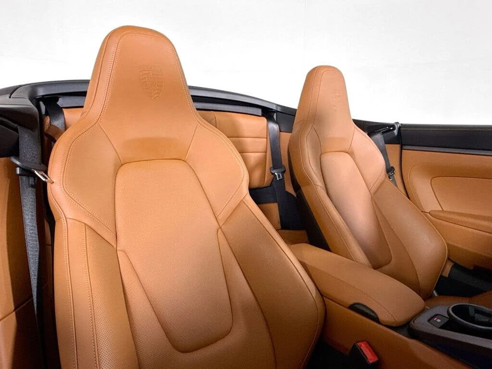 2026 Porsche 992 Carrera 4S - Image 18 of 31