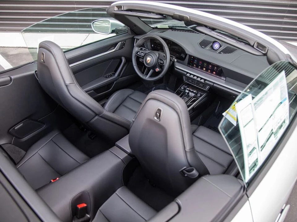 2026 Porsche 992 Carrera 4S - Image 27 of 29