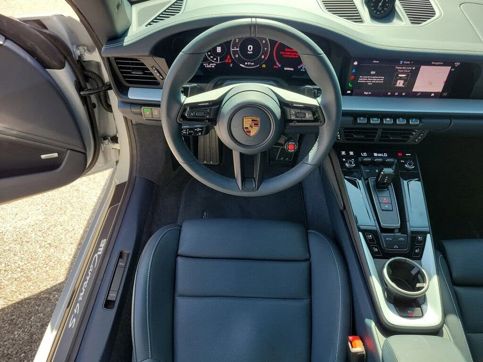 2026 Porsche 992 Carrera 4S - Image 21 of 31