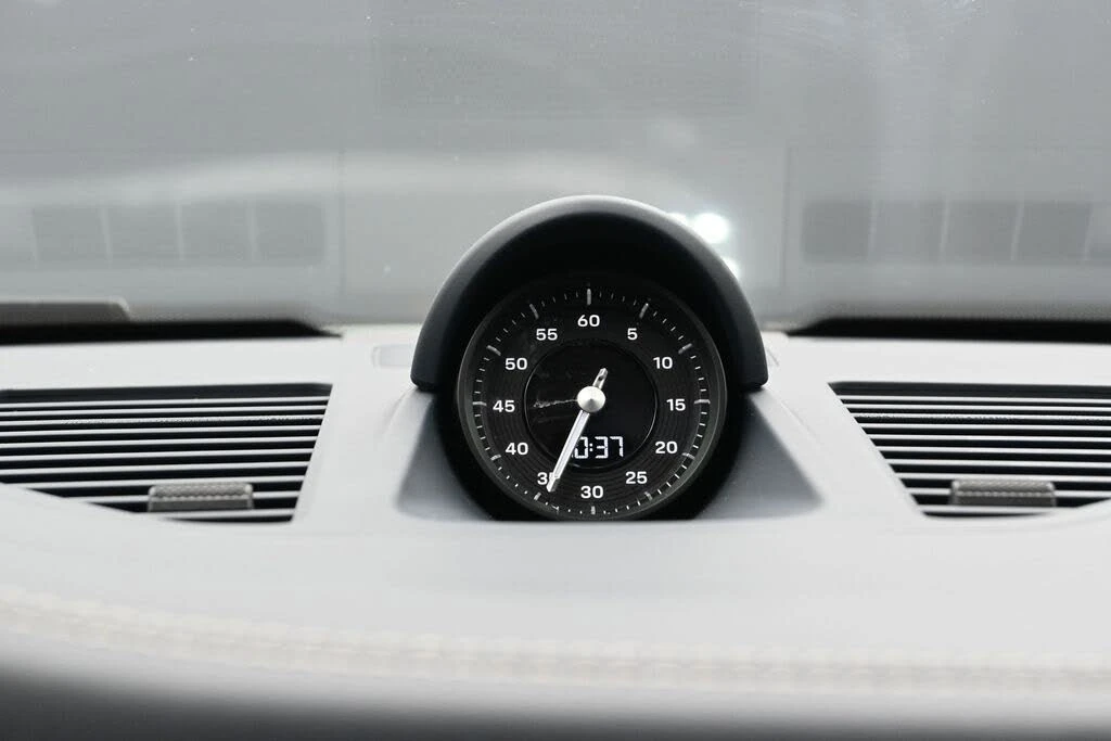 2026 Porsche 992 Carrera 4S - Image 23 of 27