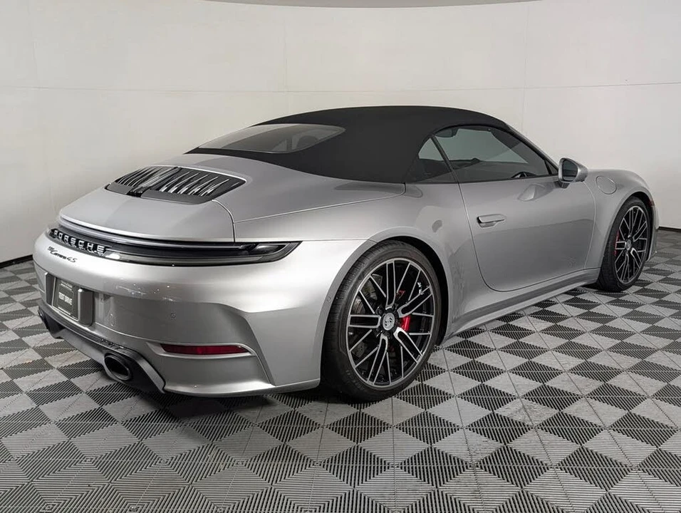 2026 Porsche 992 Carrera 4S - Image 7 of 31
